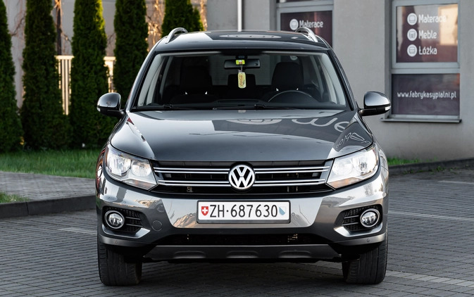 Volkswagen Tiguan cena 49900 przebieg: 215000, rok produkcji 2013 z Piwniczna-Zdrój małe 781